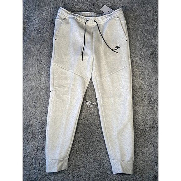 Nike Sportswear Tech Fleece Joggers Size Small Men Birch Heather HV0959-051 - Picture 1 of 7